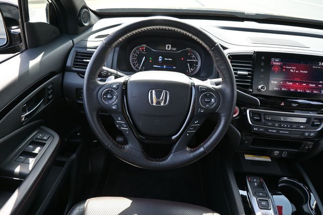 2023 Honda Ridgeline Black Edition - Photo 21