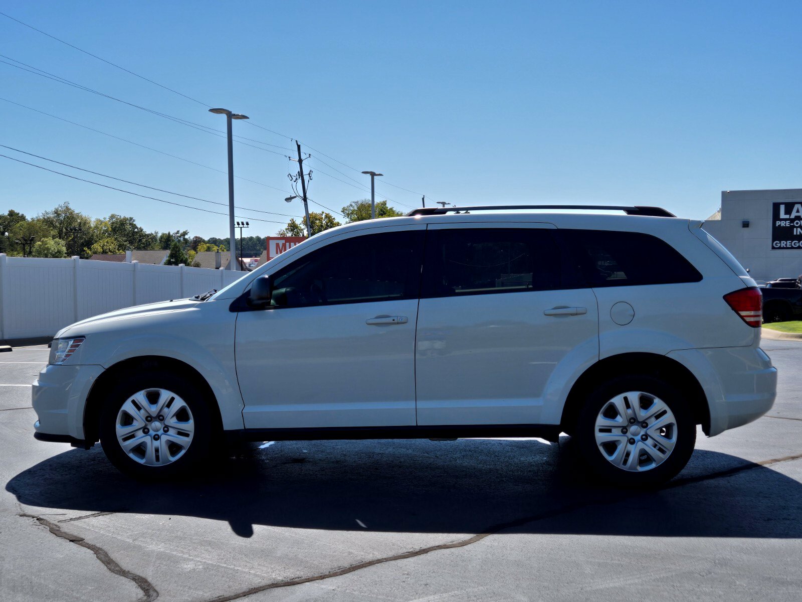 Used 2018 Dodge Journey SE with VIN 3C4PDCAB9JT347724 for sale in Hot Springs, AR