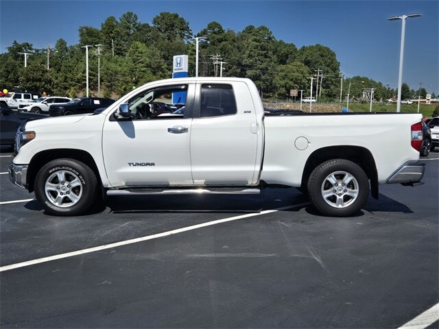 2019 Toyota Tundra SR5 Grade photo 3