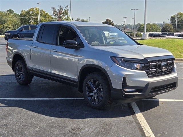 2026 Honda Ridgeline Sport photo 3