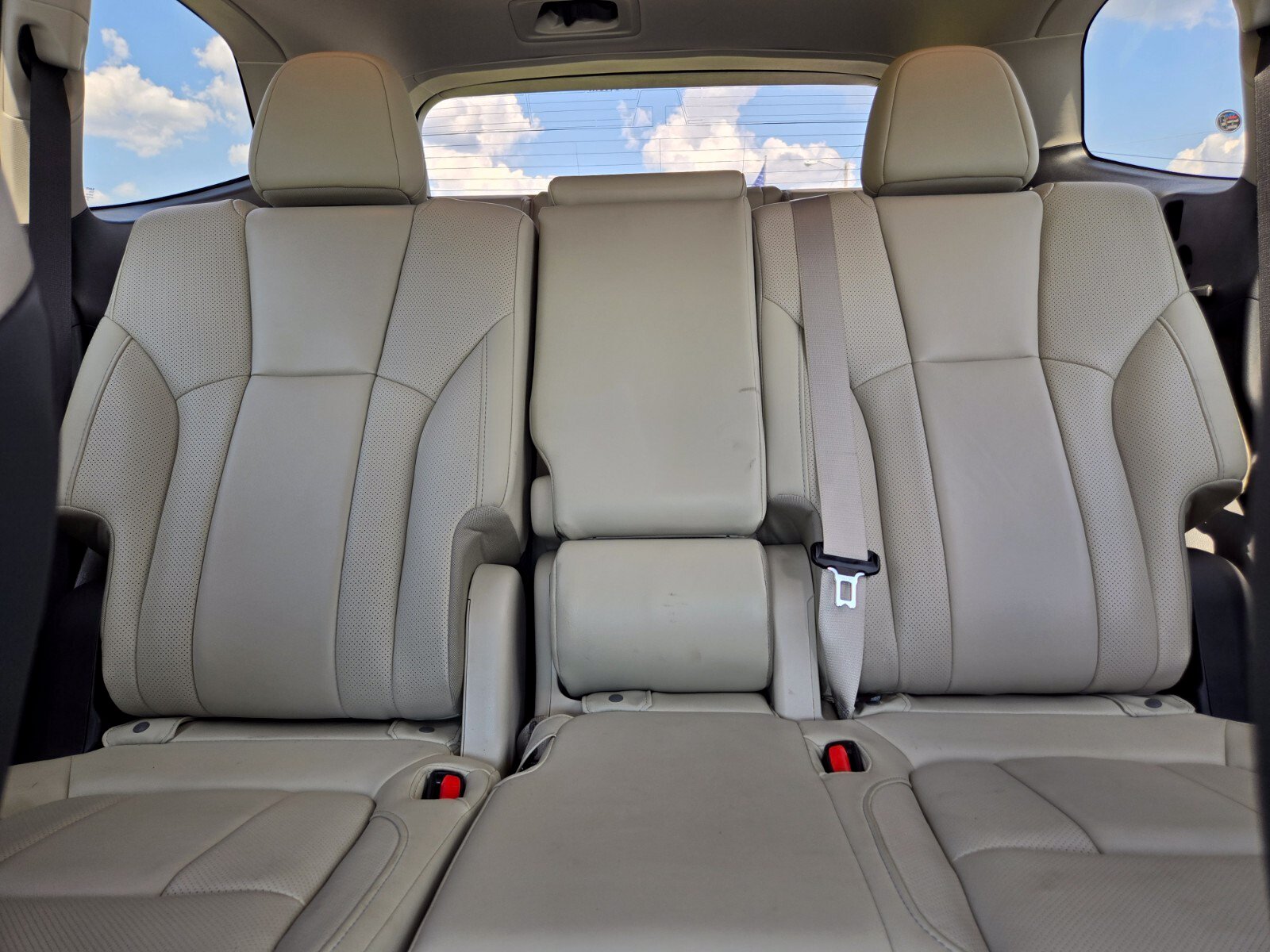 2024 Subaru Ascent Limited - Photo 12
