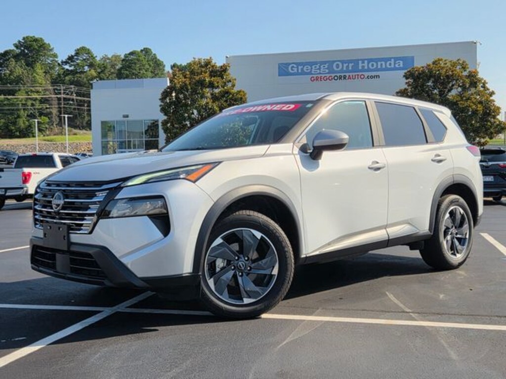 Used 2025 Nissan Rogue SV SUV