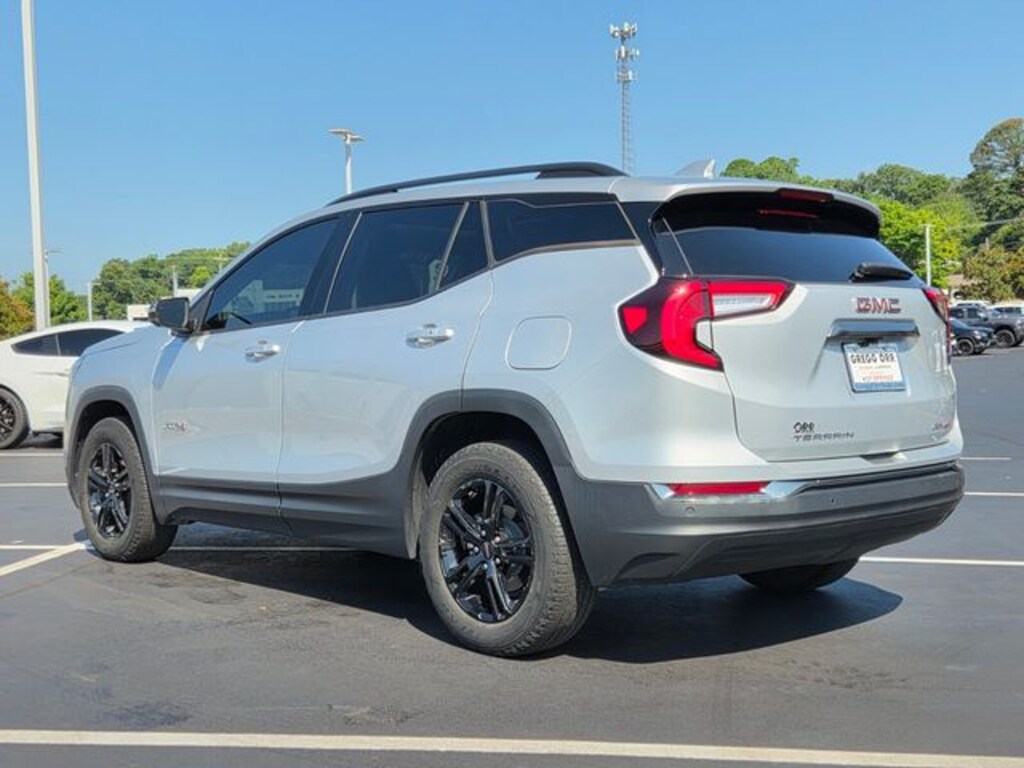 Used 2022 GMC Terrain AT4 SUV