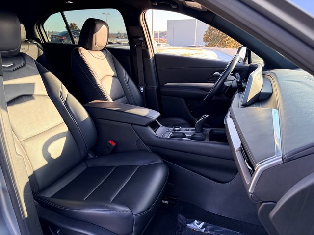 2024 Cadillac XT4 Premium Luxury - Photo 20