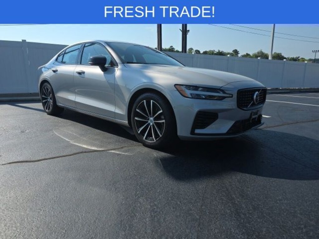 Used 2023 Volvo S60 Recharge Plug-In Hybrid Plus Dark Sedan