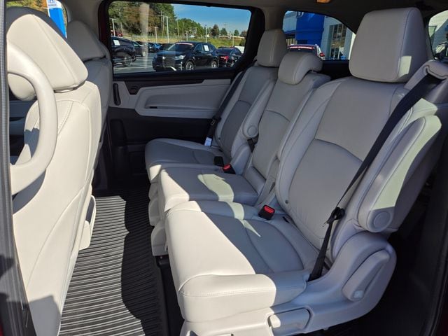 2026 Honda Odyssey EX-L - Photo 11