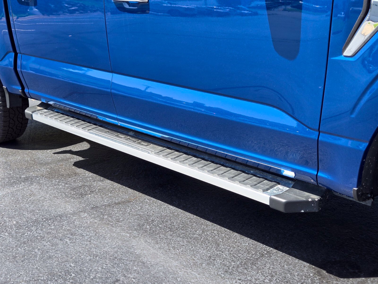 2025 Ford F-150 XLT - Photo 19