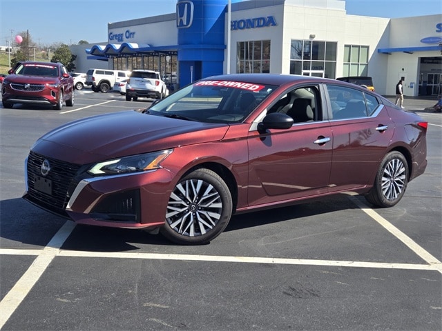 2025 Nissan Altima SV