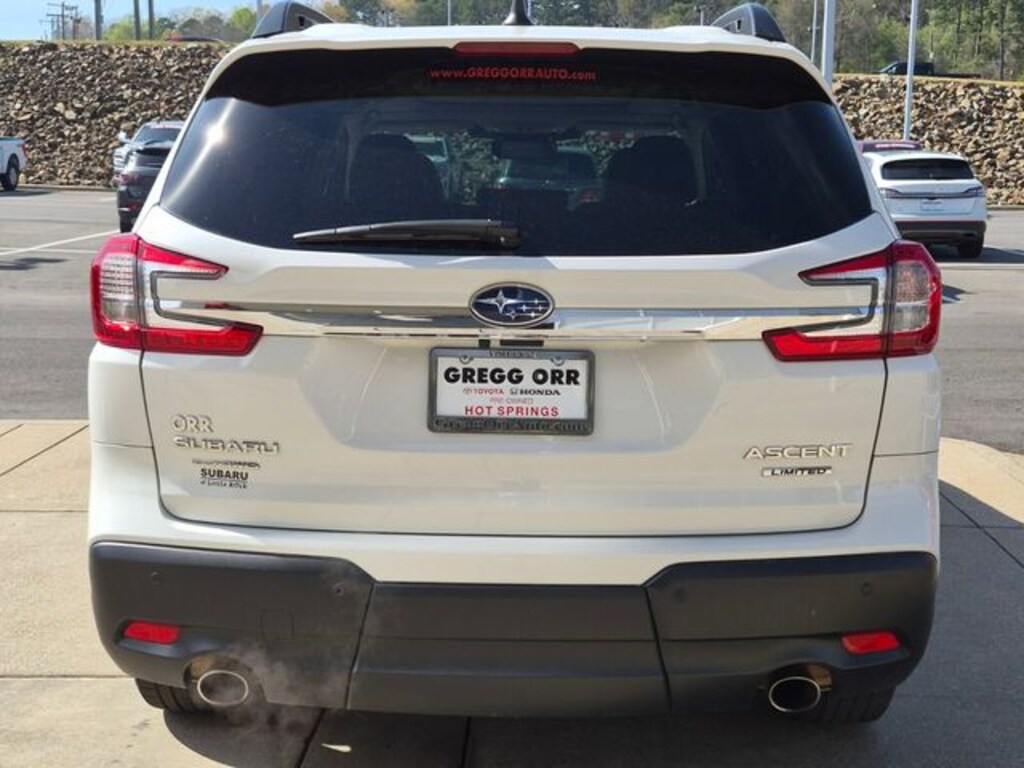 Used 2024 Subaru Ascent Limited 8-Passenger SUV