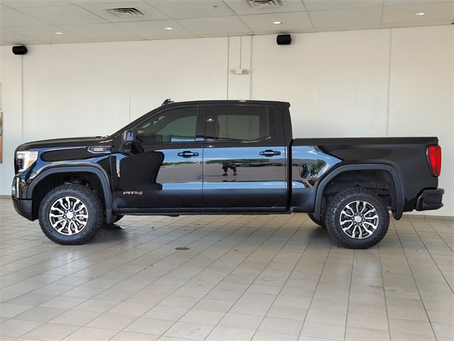 Used 2021 GMC Sierra 1500 AT4 with VIN 3GTU9EET1MG462995 for sale in Hot Springs, AR