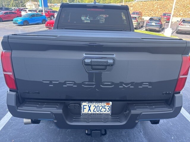 2025 Toyota Tacoma TRD Sport photo 3
