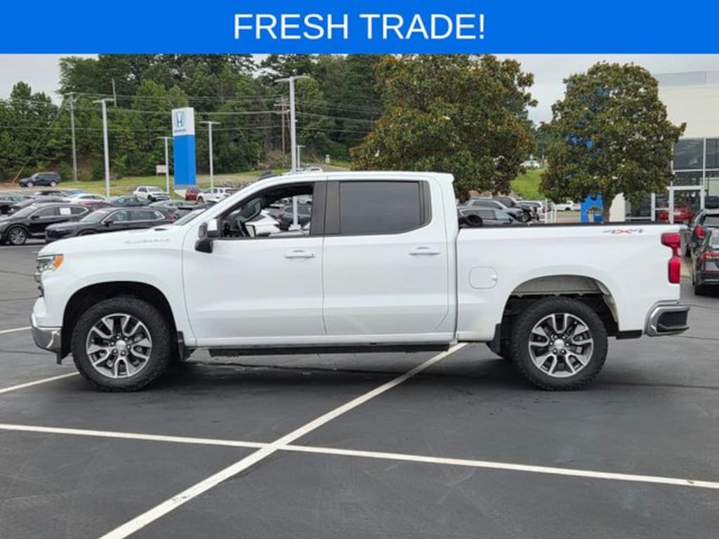 Used 2023 Chevrolet Silverado 1500 LT w/1LT Truck Crew Cab