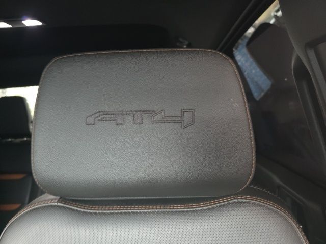 2023 GMC Sierra 2500HD AT4 - Photo 13