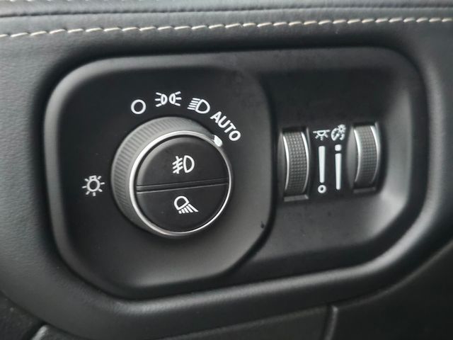 2024 RAM Ram 3500 Pickup Limited - Photo 35