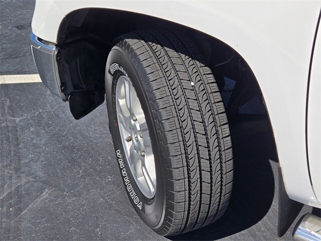 2019 Toyota Tundra SR5 Grade photo 2