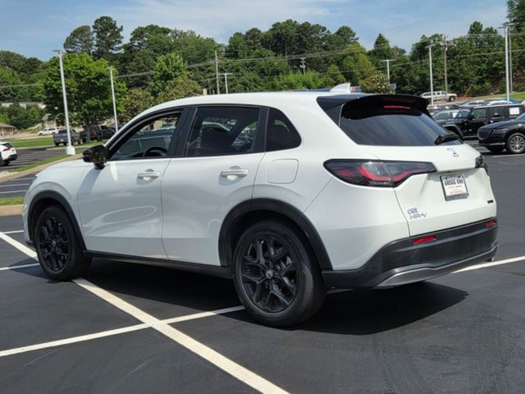 Used 2023 Honda HR-V Sport 2WD SUV