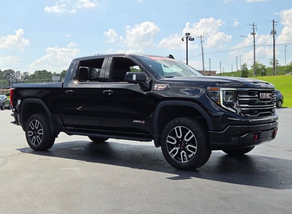 Used 2025 GMC Sierra 1500 AT4 Truck Crew Cab
