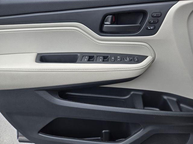 2026 Honda Odyssey EX-L - Photo 28