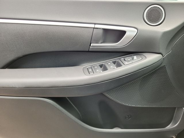 2025 Hyundai Sonata SE - Photo 23