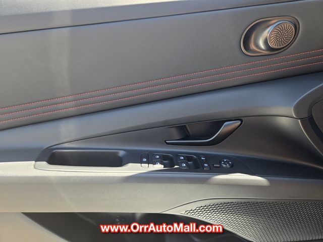 2025 Hyundai Elantra N Line - Photo 27