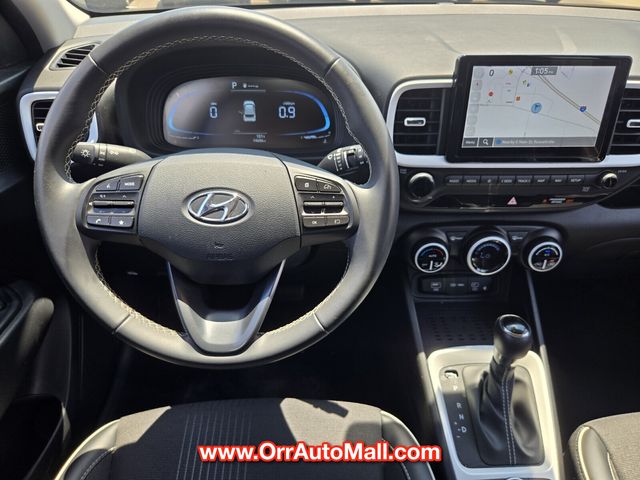 2025 Hyundai Venue Limited - Photo 12