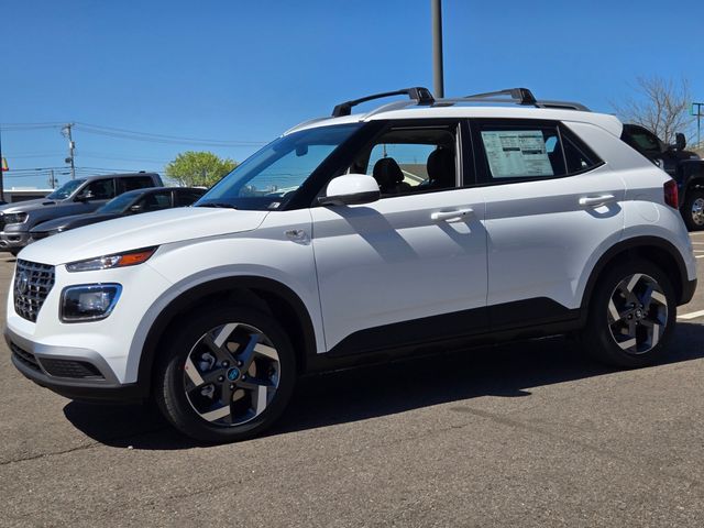 2026 Hyundai Venue SEL w/ 2-Tone Roof IVT's photo