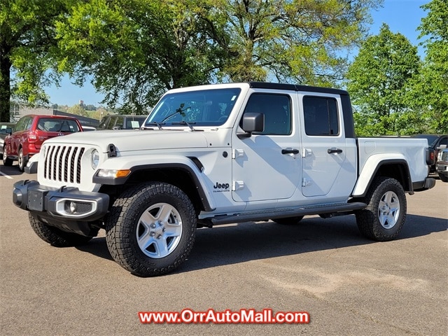 Used 2023 Jeep Gladiator Sport S with VIN 1C6HJTAG4PL528881 for sale in Little Rock