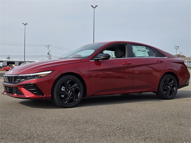 2026 Hyundai Elantra SEL's photo