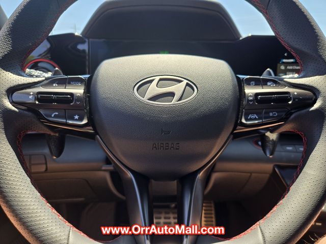 2025 Hyundai Elantra N Line - Photo 24