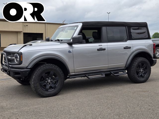 2023 Ford Bronco Black Diamond Mid (322A) 4x4's photo