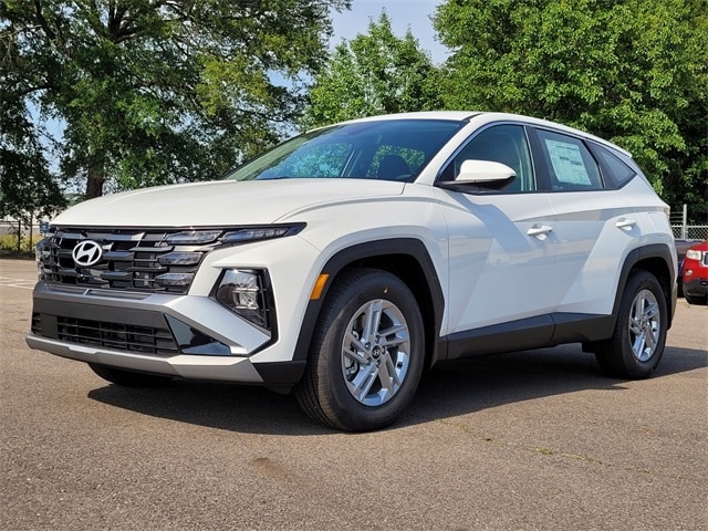 2025 Hyundai Tucson SE's photo