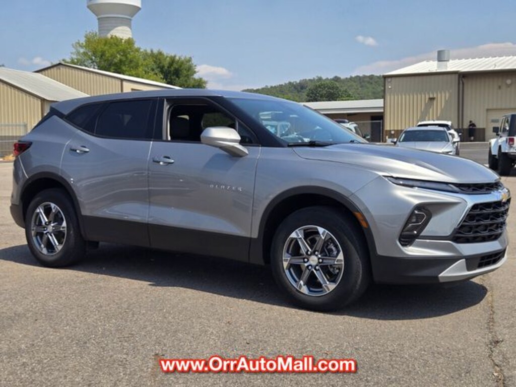 Used 2025 Chevrolet Blazer LT w/2LT SUV