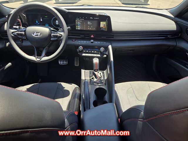 2025 Hyundai Elantra N Line - Photo 14
