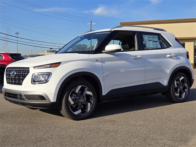 2025 Hyundai Venue SEL's photo