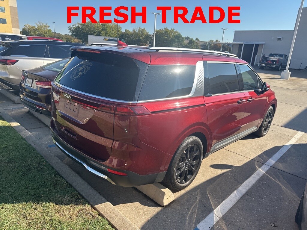 2024 Kia Carnival SX photo 3