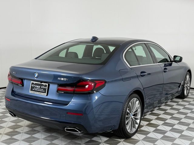 2023 BMW 5 Series 530i - Photo 11