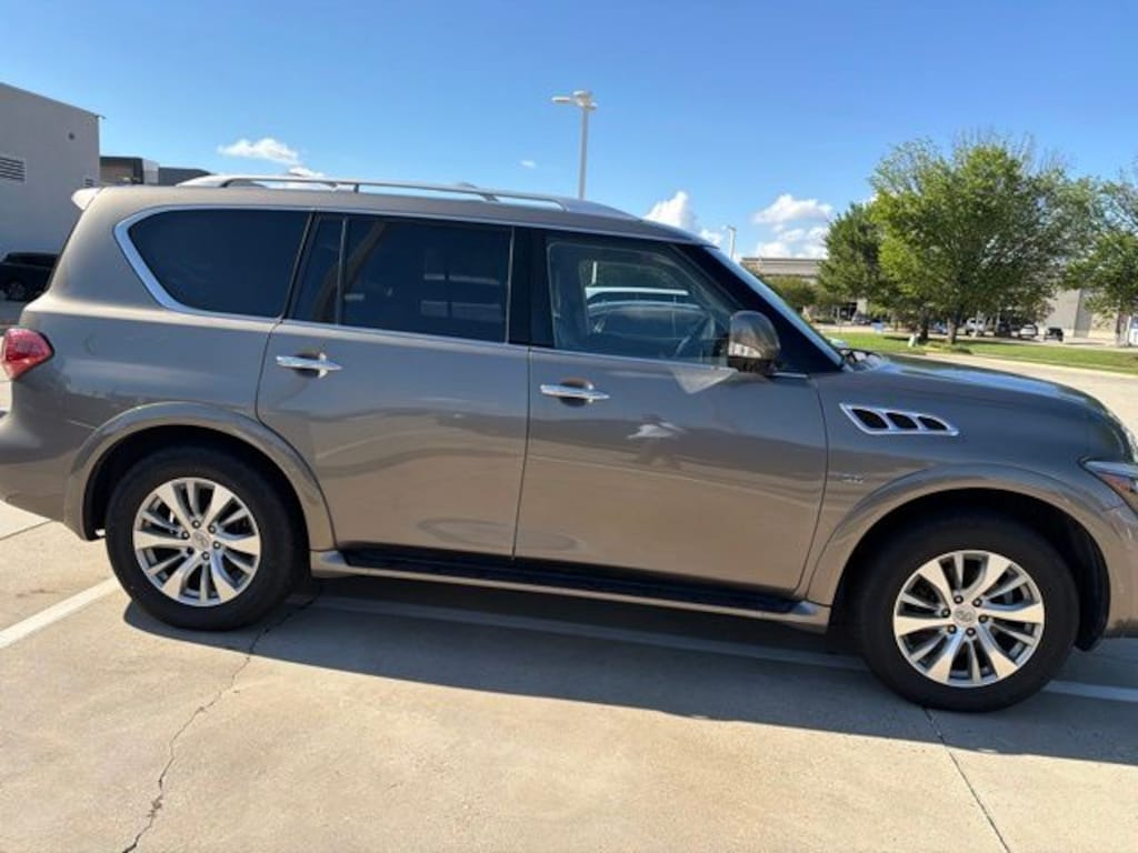 Used 2017 INFINITI QX80 Base SUV