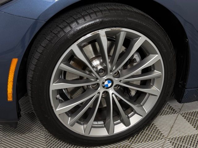 2023 BMW 5 Series 530i - Photo 6