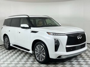2025 INFINITI QX80 Sensory SUV