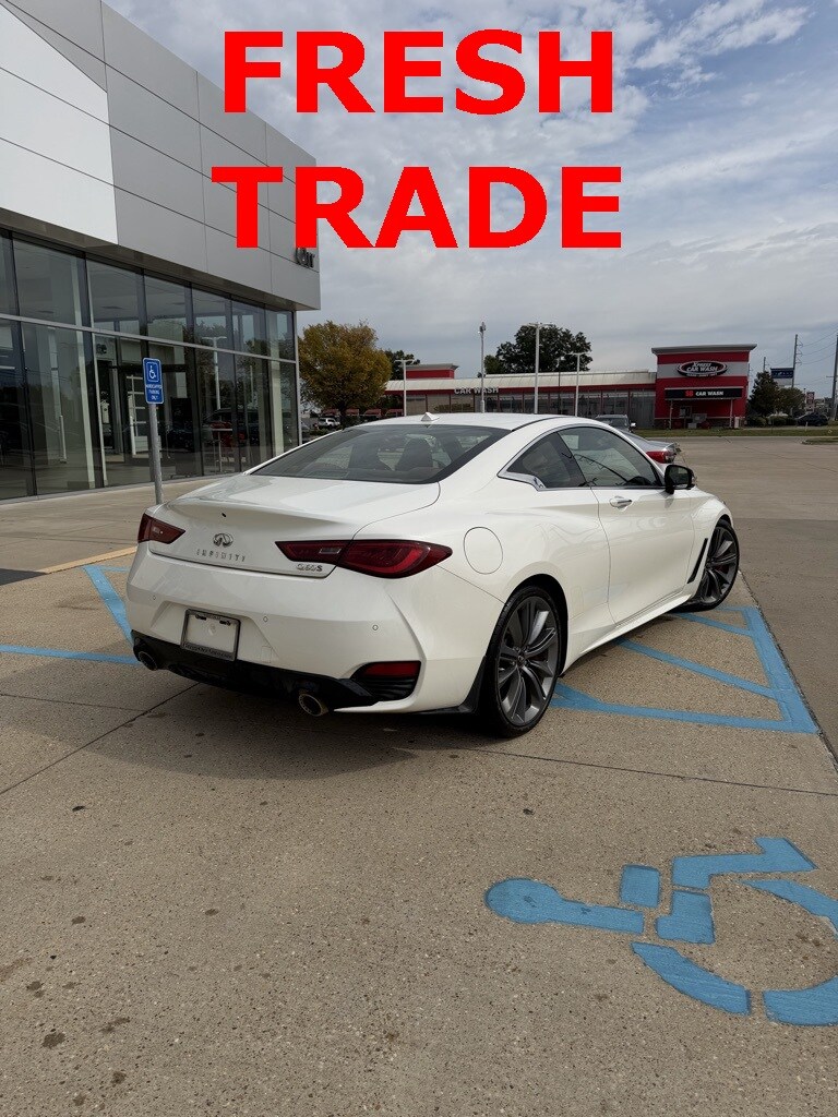 2022 Infiniti Q60 Red Sport 400 photo 2