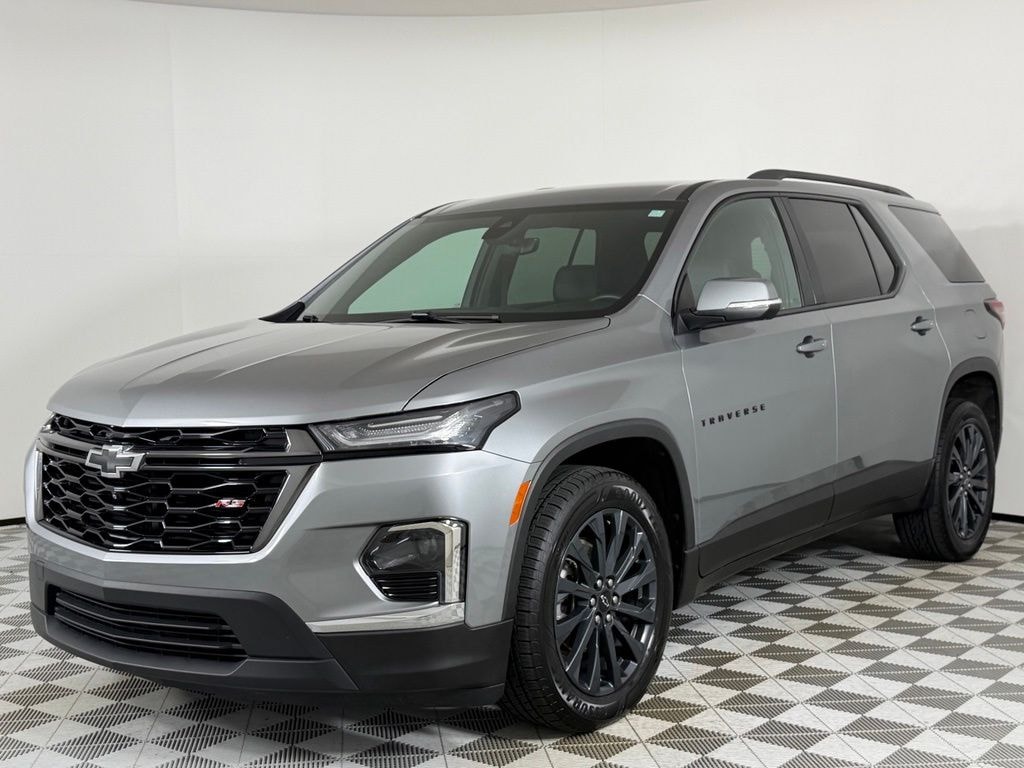 Used 2023 Chevrolet Traverse RS SUV