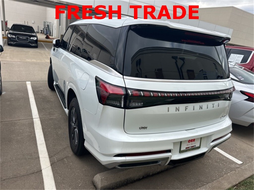 2025 Infiniti QX80 Pure photo 4