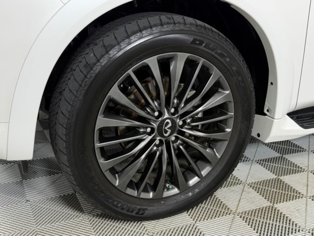 Used 2024 INFINITI QX80 Sensory SUV