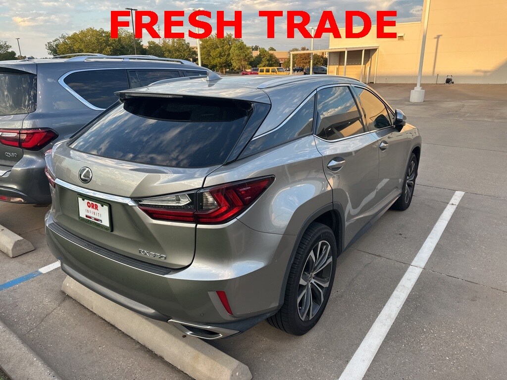 2017 Lexus RX 350 photo 2