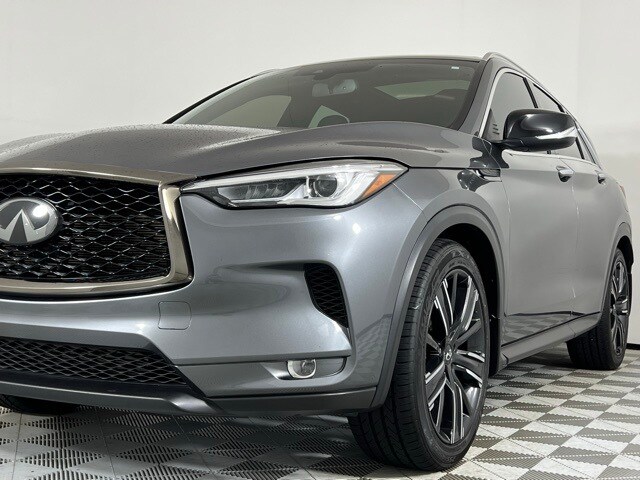 2021 Infiniti QX50 Luxe photo 3