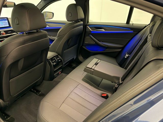 2023 BMW 5 Series 530i - Photo 23