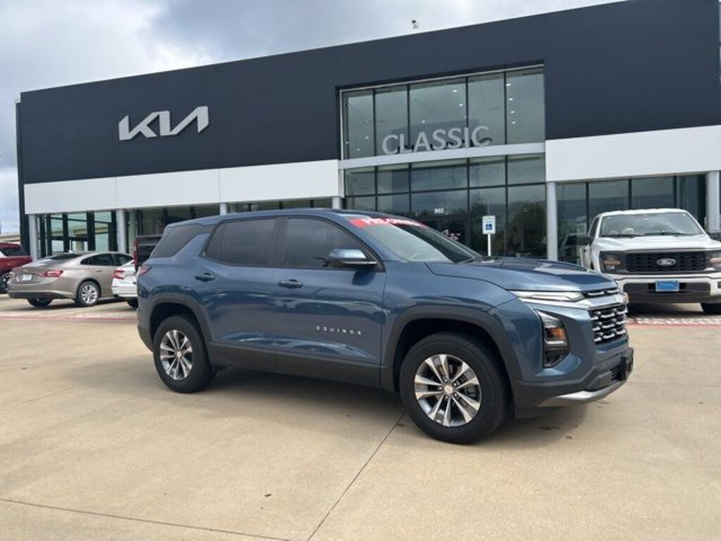 Used 2025 Chevrolet Equinox LT SUV