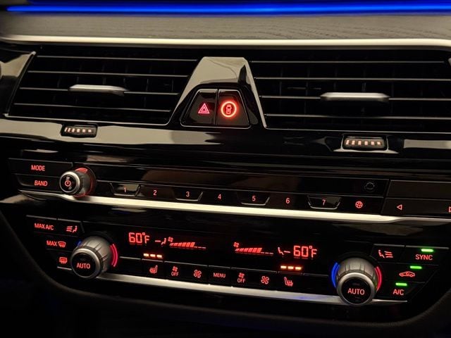 2023 BMW 5 Series 530i - Photo 36