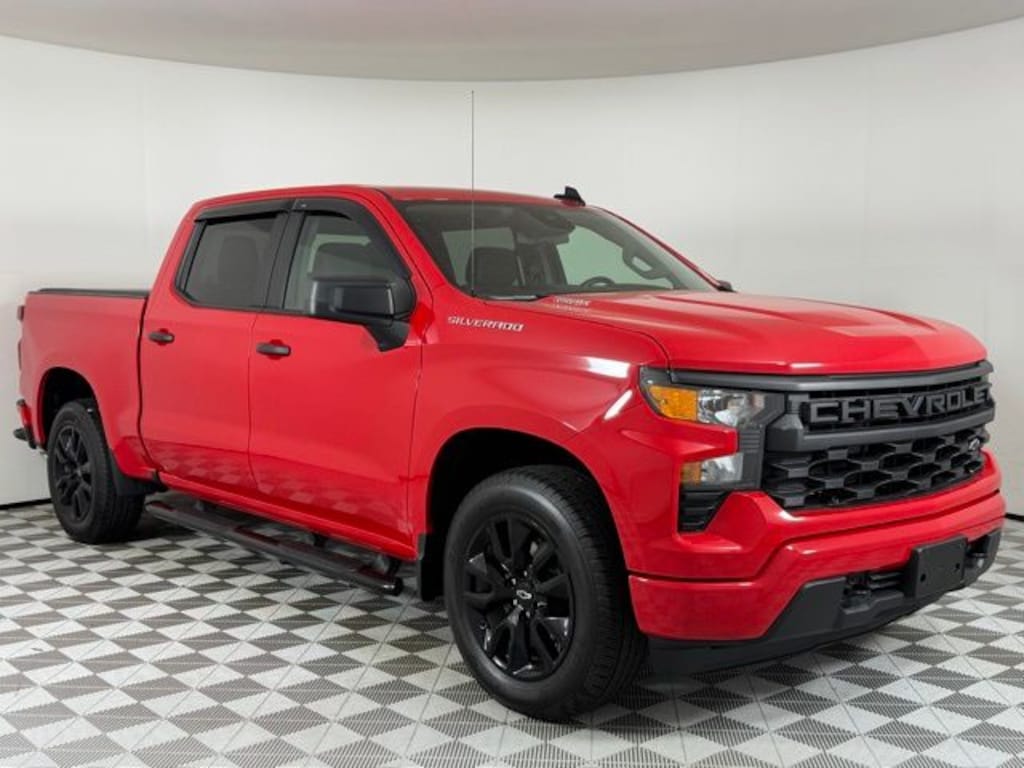 Used 2025 Chevrolet Silverado 1500 Custom Truck