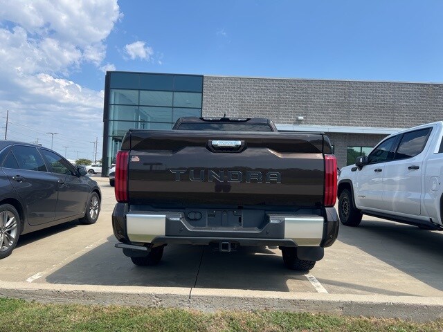 2022 Toyota Tundra Limited CrewMax photo 2